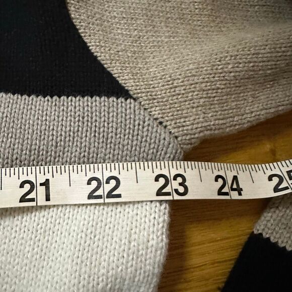 Show me your mumu Apres Weston half zip sweater small over sized - Picture 5 of 9